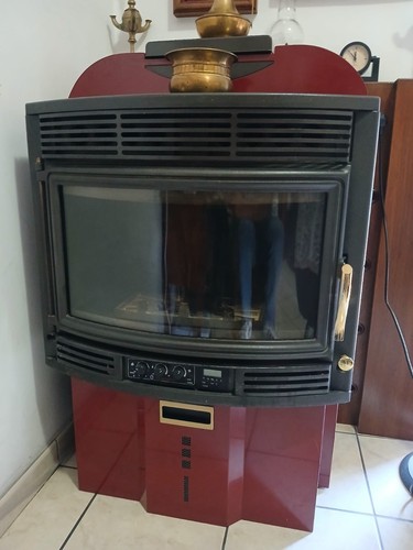 Stufa pellet palazzetti - a,